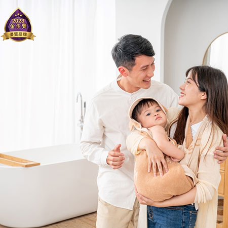 Cú khăn tắm cho trẻ sơ sinh